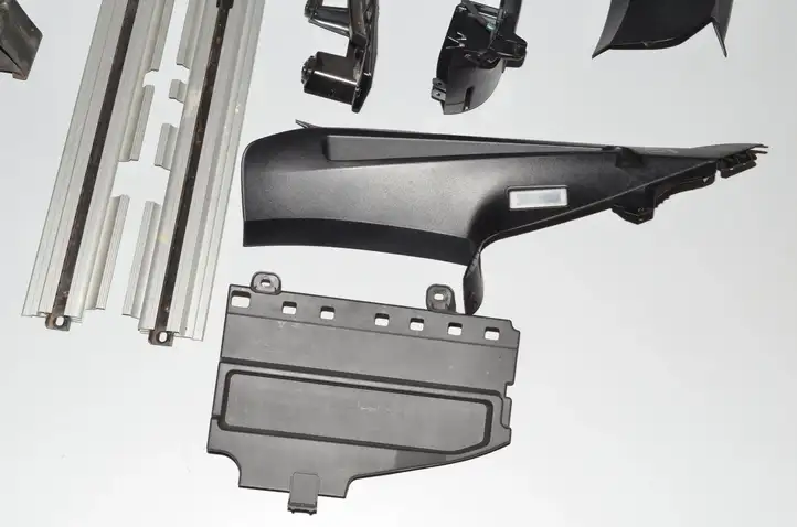BMW 5 F10 F11 (2009 - 2016) Комплект обшивки крышки багажника — фото 3