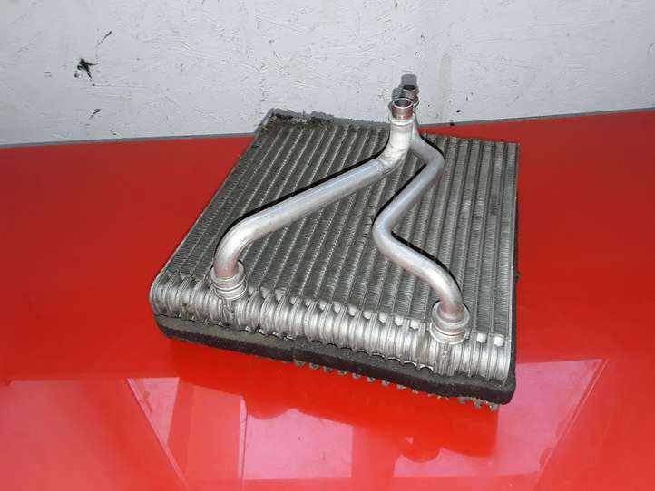 Volkswagen Golf V (2003 - 2009)  43070203B Радиатор кондиционера воздуха (в салоне)
