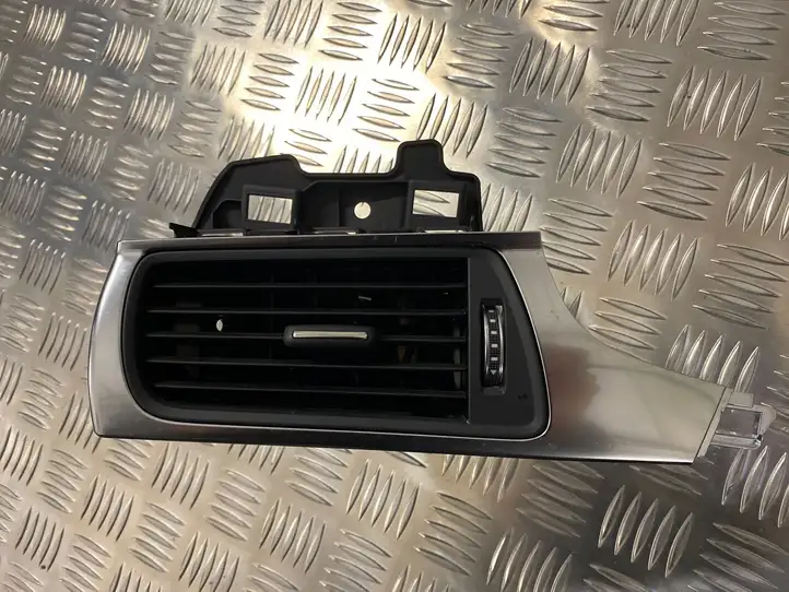 Audi A6 C7 (2014 - 2018) 4G1820901 Боковой воздушный дефлектор — фото 1