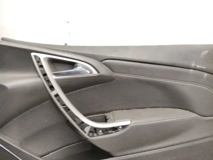 Opel Astra J (2009 - 2012) 13345230 Обшивка передней двери — фото 10
