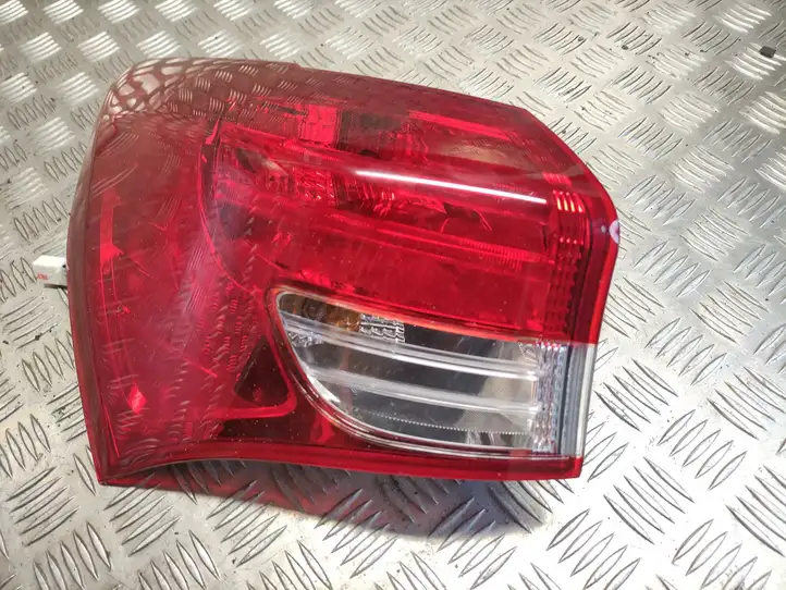 Hyundai ix20 (2015 - 2019) 924011K0 Задний фонарь в кузове — фото 1
