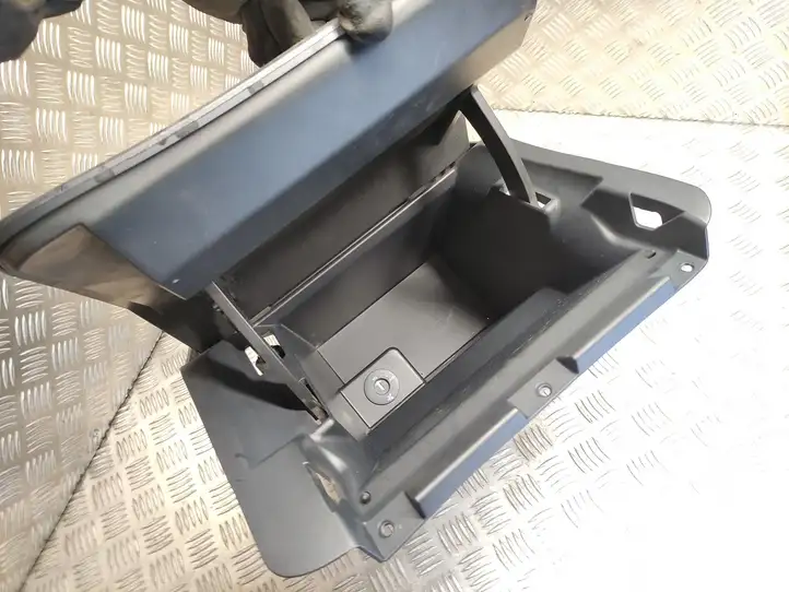 Nissan Juke I F15 (2010 - 2018) F156105762 Бардачок в сборе — фото 2