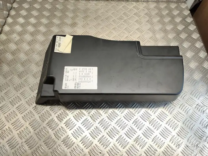 Audi A1 (2010 - 2014) 8X0863505 Прочая отделка багажника — фото 1