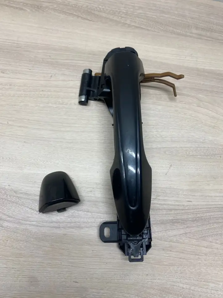Toyota RAV 4 (XA40) (2012 - 2018) Накладка ручки задней двери — фото 2