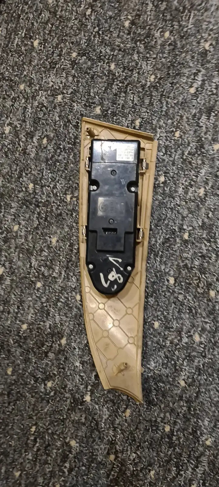 BMW 5 E60 E61 (2004 - 2010) 6951910 Кнопка стеклоподъемников — фото 2