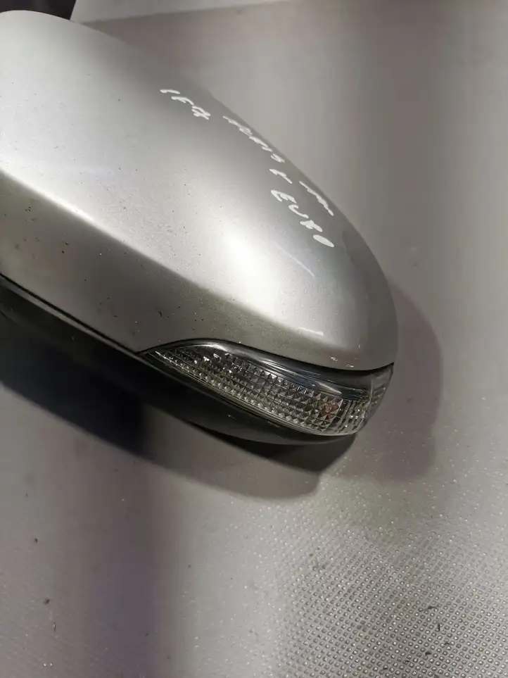 Toyota Auris E180 (2012 - 2018) Боковое зеркало с электроприводом — фото 4