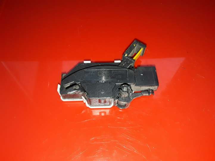 Renault Scenic III -  Grand scenic III (2009 - 2016)  8200666173A Датчик педали сцепления