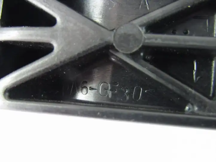 Toyota RAV 4 (XA20) (2000 - 2005) Наружная ручка задней двери — фото 2