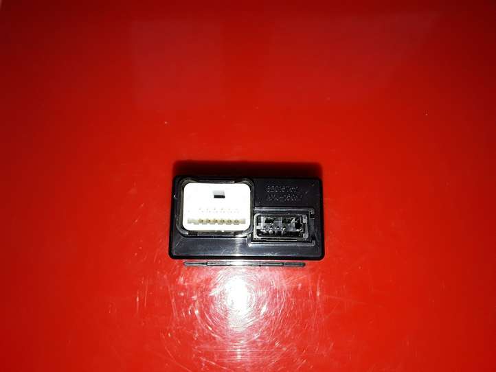 Hyundai i40 (2011 - )  961203Z5004X Разъем USB