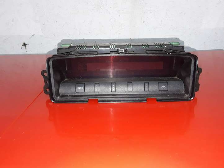 Mitsubishi Pajero (2006 - 2011)  8750A042 Экран/ дисплей / маленький экран