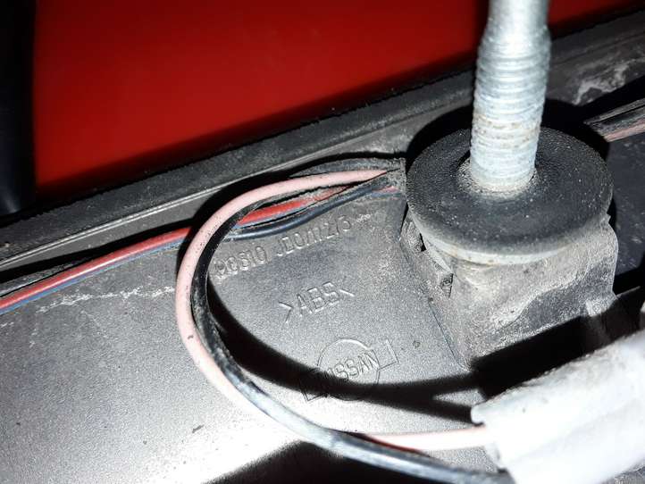 Nissan Qashqai (2006 - 2010)  90810JD0 Освещение номера