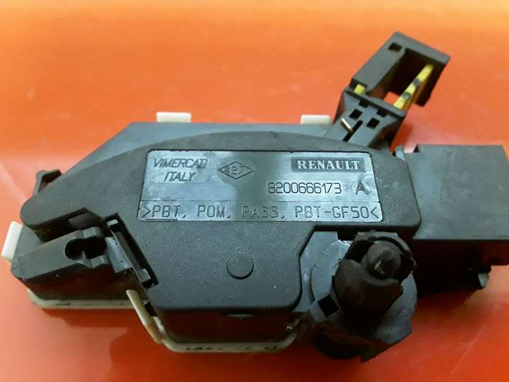 Nissan Qashqai (2013 - 2017)  8200666173A Датчик педали сцепления