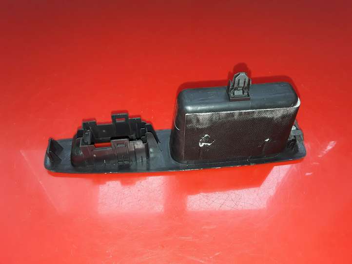 Nissan Qashqai (2006 - 2010)  82951JD000 Отделка  кнопки стеклоподъемника