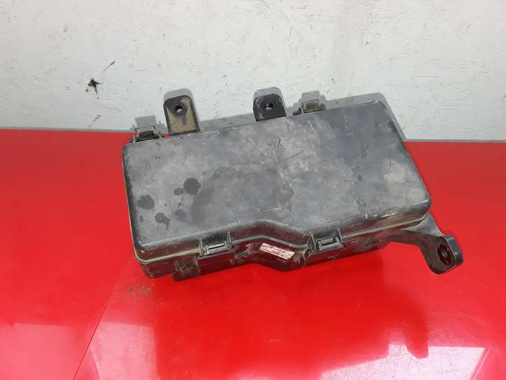 Hyundai Starex (2007 - 2013)  912504H281 Блок предохранителей