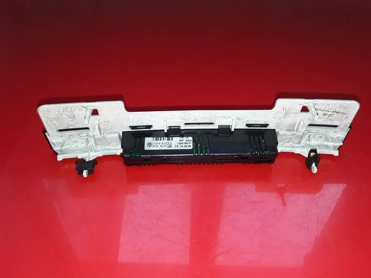 Volkswagen Touareg I (2002 - 2010)  7L6919473D Экран сенсорного экрана парковки PDC