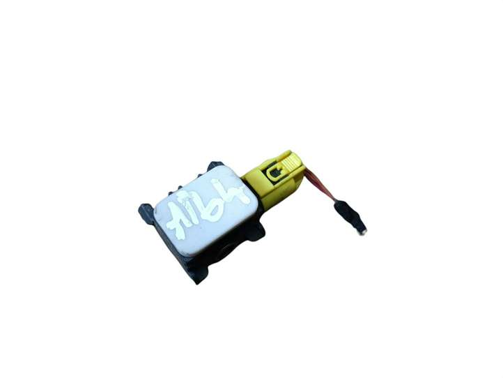 Mercedes-Benz ML W164 (2005 - 2011)  0038202826 Датчик удара надувных подушек