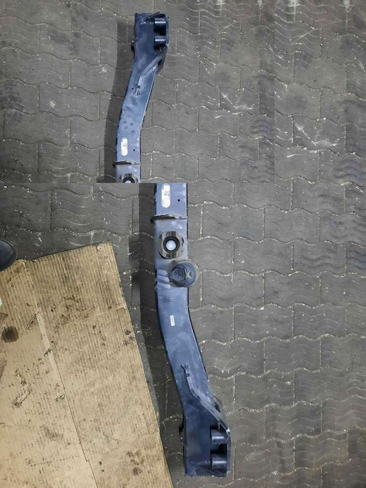 Audi Q7 (2005 - 2009)  305413 Комплект крюка