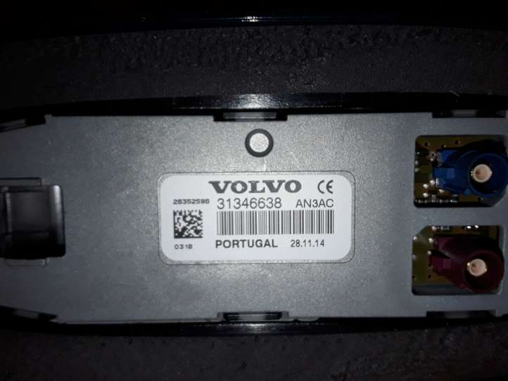 Volvo V40 (2012 - 2016)  31346638 Антенна (антенна GPS)