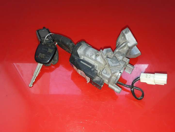 Toyota Corolla Verso E121 (2001 - 2004)  8078313010 Замок зажигания