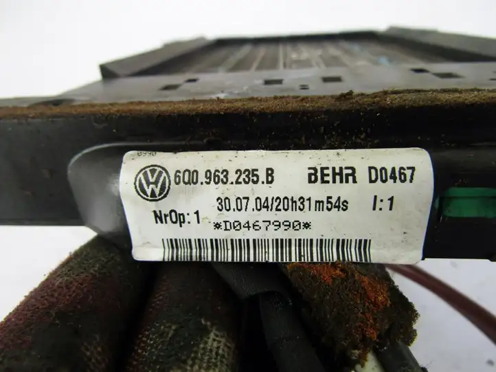 Volkswagen Polo (2001 - 2005) Электрический отопитель салона — фото 2