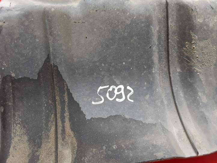 Mitsubishi Grandis (2003 - 2012)  MR964400 Защита дна задней ходовой части