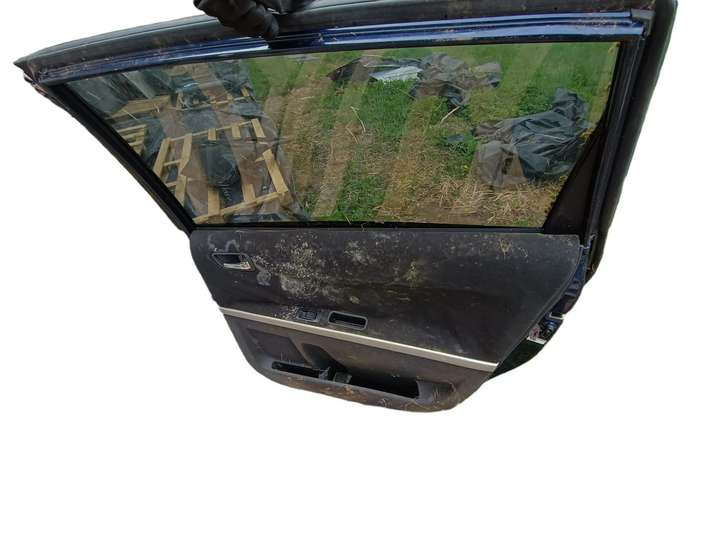 Toyota Corolla Verso E121 (2004 - 2007)   Задняя дверь