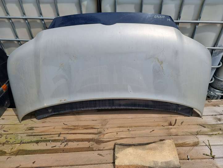 Volkswagen Transporter-Caravelle (2003 - 2009)  3B0010212F Капот
