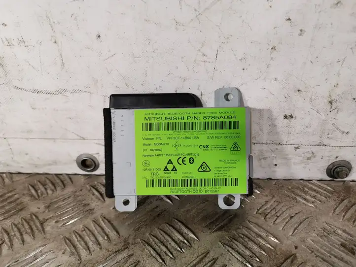 Mitsubishi Outlander (2016 - 2018) Bluetooth модуль — фото 1