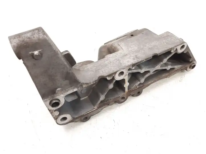 Iveco Daily Daily 6th gen (2012 - 2020) 5801766571 Кронштейн двигателя — фото 2