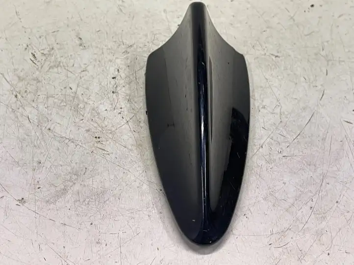BMW 5 E60 E61 (2004 - 2010) 21367510 Крышка GPS-антенны — фото 2