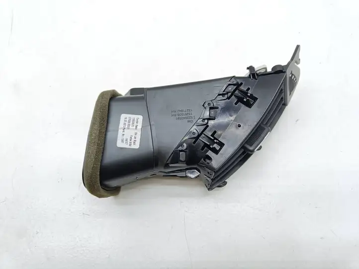 Opel Astra J (2009 - 2012) 13261539 Центральный воздушный дефлектор — фото 3