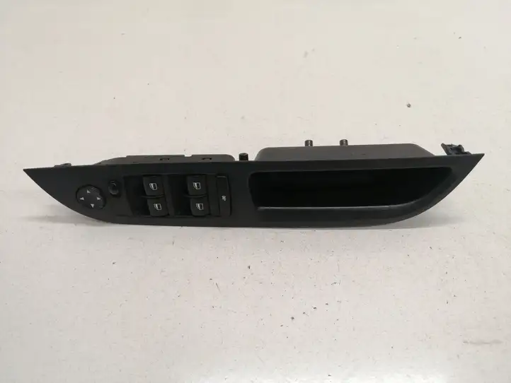BMW 5 E60 E61 (2004 - 2010) 912211001 Кнопка стеклоподъемников — фото 1