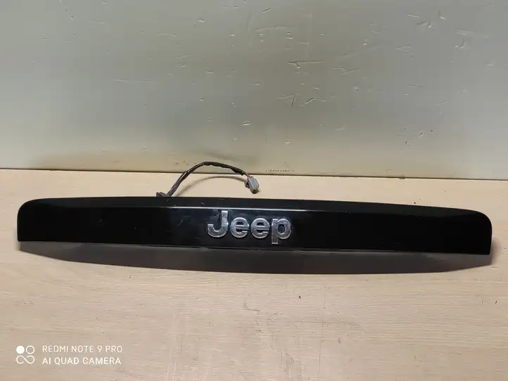 Jeep Compass (2011 - 2013) 0ZH33DX8AK Подсветка номера — фото 1