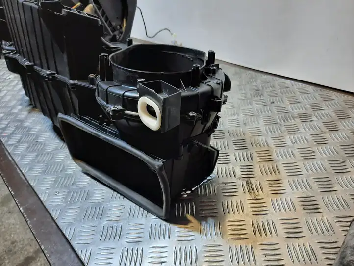 Mercedes-Benz CLA C117,X117,W117 (2013 - 2019) A2468306400 Комплект системы вентиляции салона — фото 4