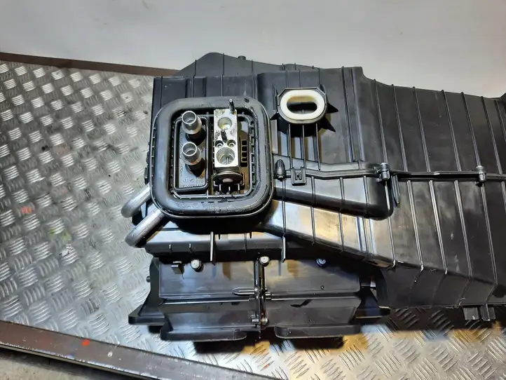 Mercedes-Benz CLA C117,X117,W117 (2013 - 2019) A2468306400 Комплект системы вентиляции салона — фото 7