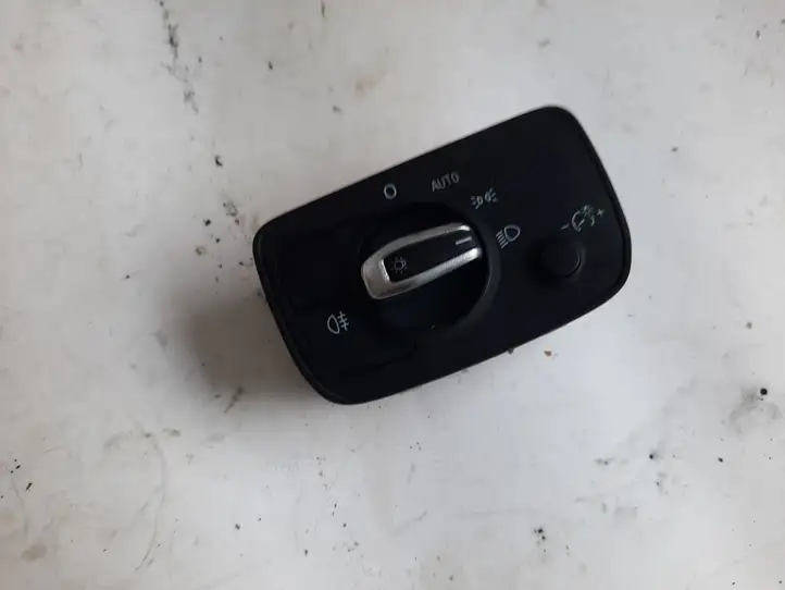 Audi A3/S3 8V (2012 - 2016) 8V0941531K Включатель фонарей — фото 2