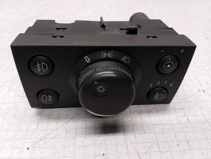 Opel Vectra (2005 - 2009)  LK04060051 Включатель фонарей