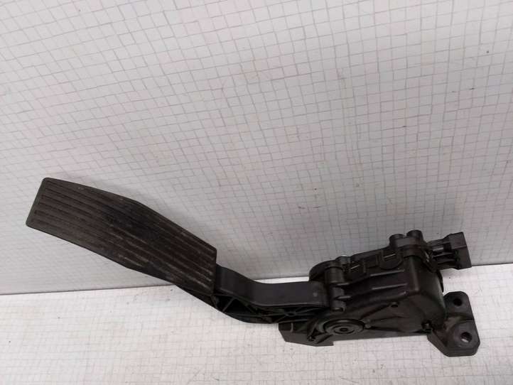Opel Vectra (2005 - 2009)  9186724 Педаль акселератора