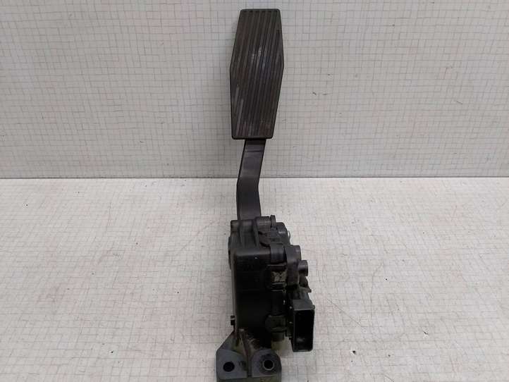Opel Vectra (2005 - 2009)  9186724 Педаль акселератора
