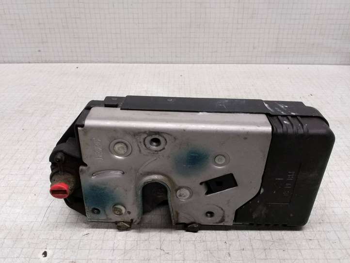 Opel Vectra (1999 - 2002)  24414130 Замок задней двери