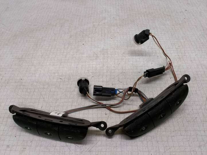 Opel Vectra (1999 - 2002)  90561159 Кнопки рулевого колеса