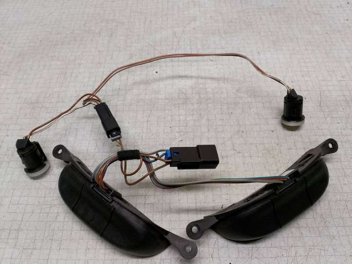 Opel Vectra (1999 - 2002)  90561159 Кнопки рулевого колеса