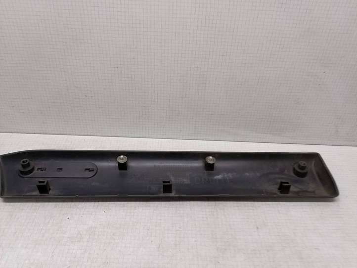 Opel Movano A (1998 - 2010)  7701692581 Отделка (молдинг) передней двери