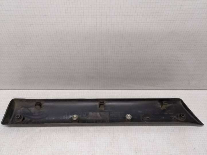Opel Movano A (1998 - 2010)  7701692581 Отделка (молдинг) передней двери