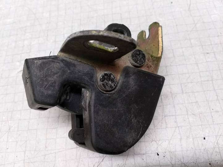 Opel Movano A (1998 - 2010)  3524397 Замок задней двери