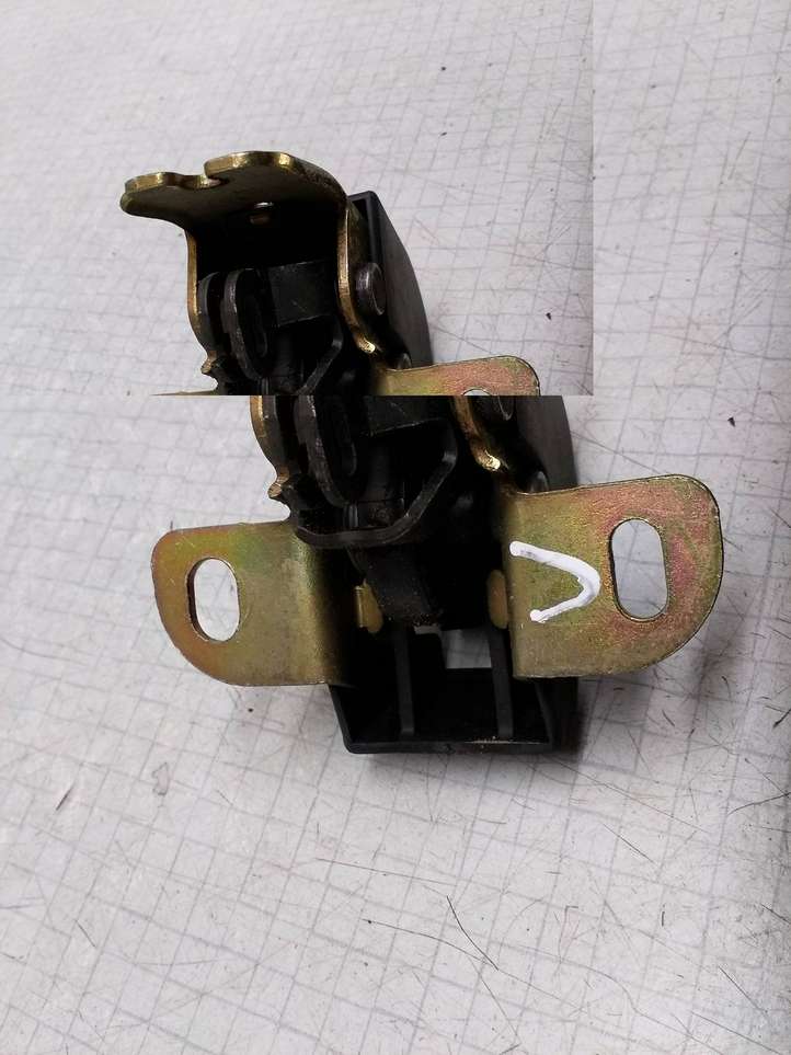 Opel Movano A (1998 - 2010)  352439 Замок задней двери