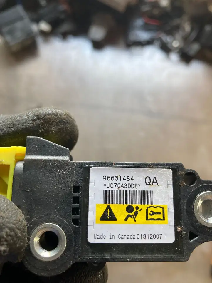 Chevrolet Captiva (2006 - 2011) 96631484 Датчик удара SRS — фото 3