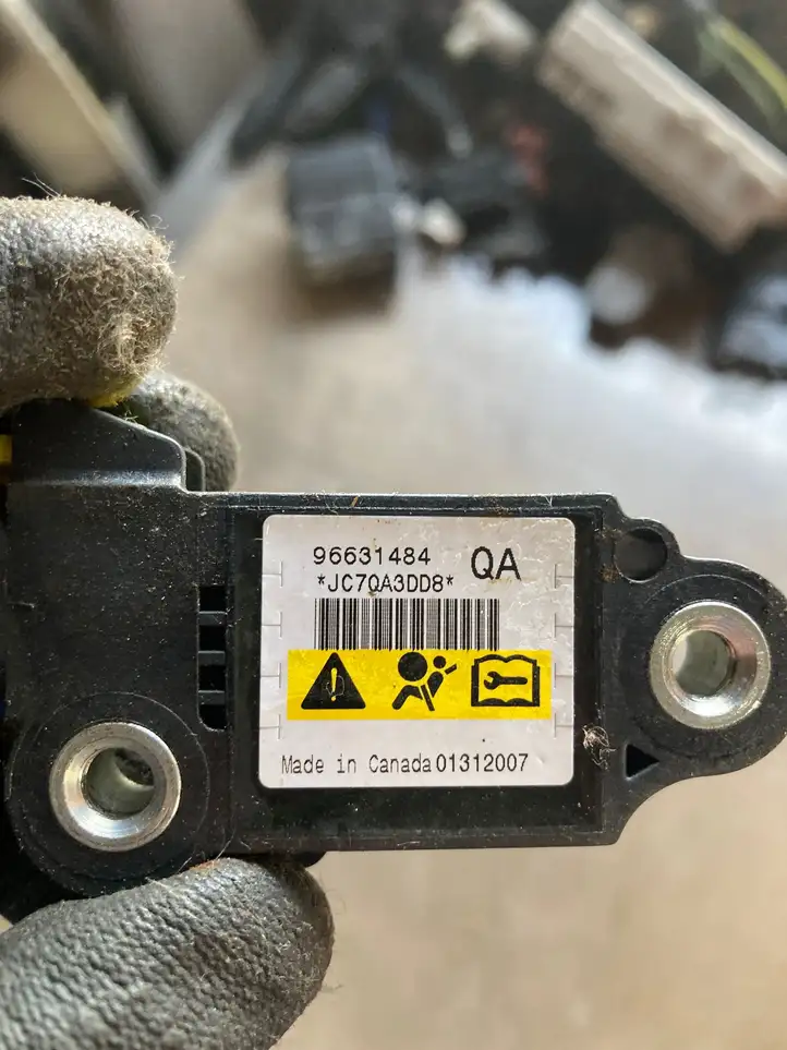 Chevrolet Captiva (2006 - 2011) 96631484 Датчик удара SRS — фото 4