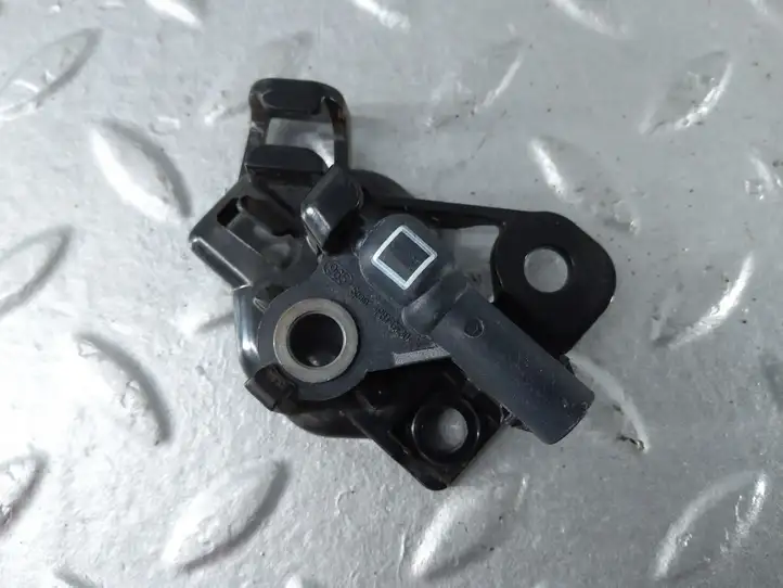 Volvo S60 (2018 - )  31476276 Датчик удара надувных подушек