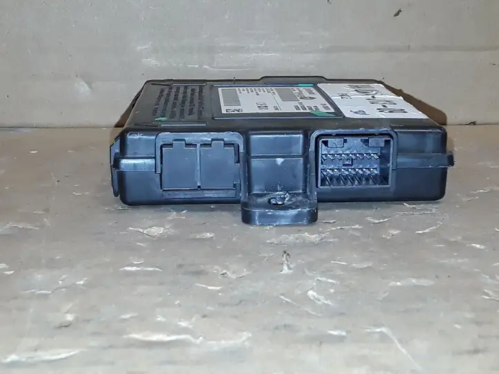 Jeep Grand Cherokee (2010 - 2021) P68217463AB Блок бесключевого доступа — фото 4